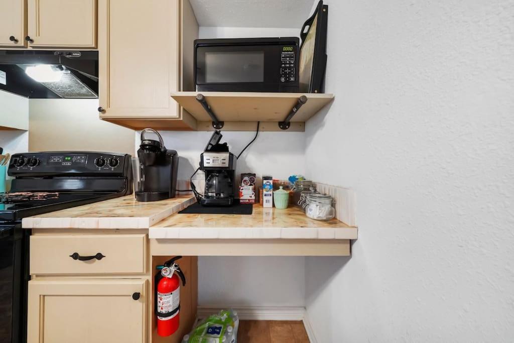 House Family/pet Friendly Galveston